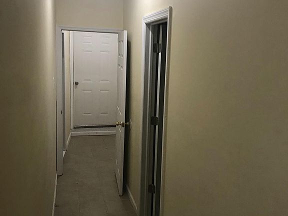 entrance hallway...bathroom on the right side