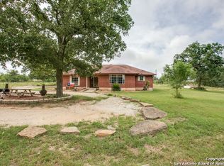 747 Catfish Ln, Lockhart, TX 78644