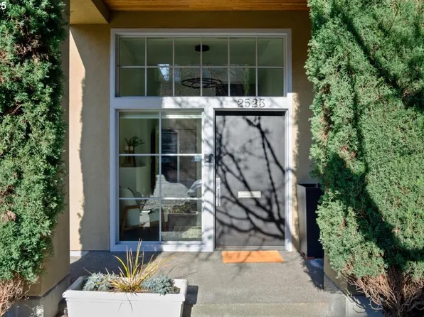 2523 NW Upshur St, Portland, OR 97210