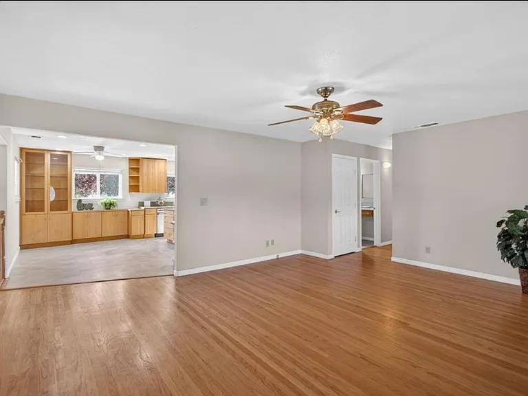 3167 Baseline Rd — Photo 16