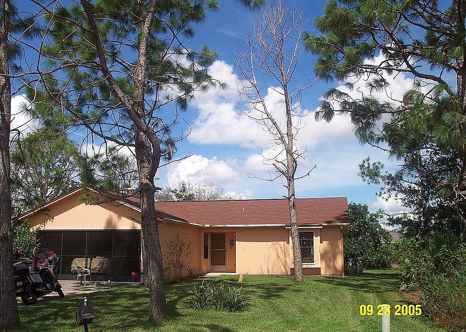1st image of 709 Swallow Ln
