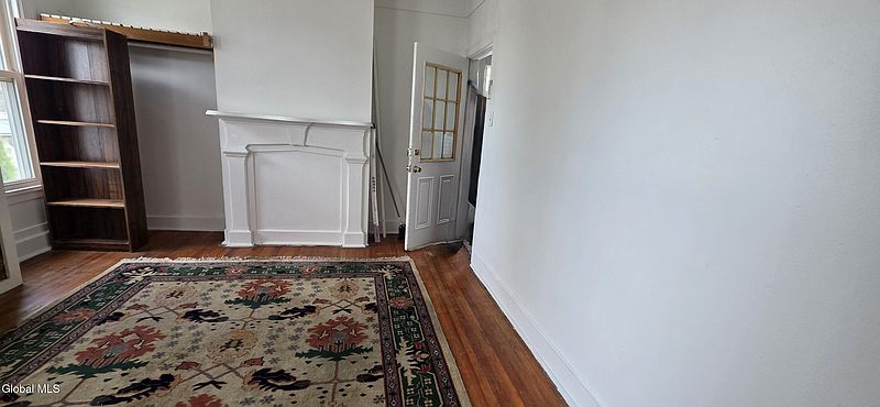 3rd image of 518 Hudson Avenue