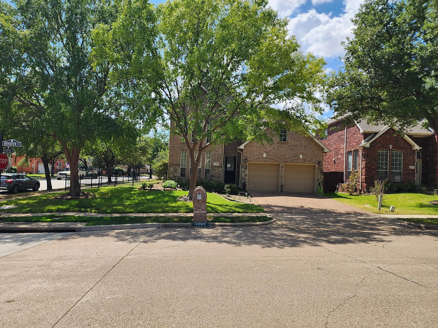 3 bed, 3.5 bath, 2829 sqft, $3,500 — Photo 1