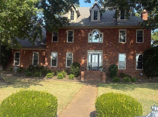1196 E Lake Pointe Dr, Collierville, TN 38017