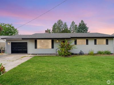 707 Kenwood Street N, Omak, WA, 98841