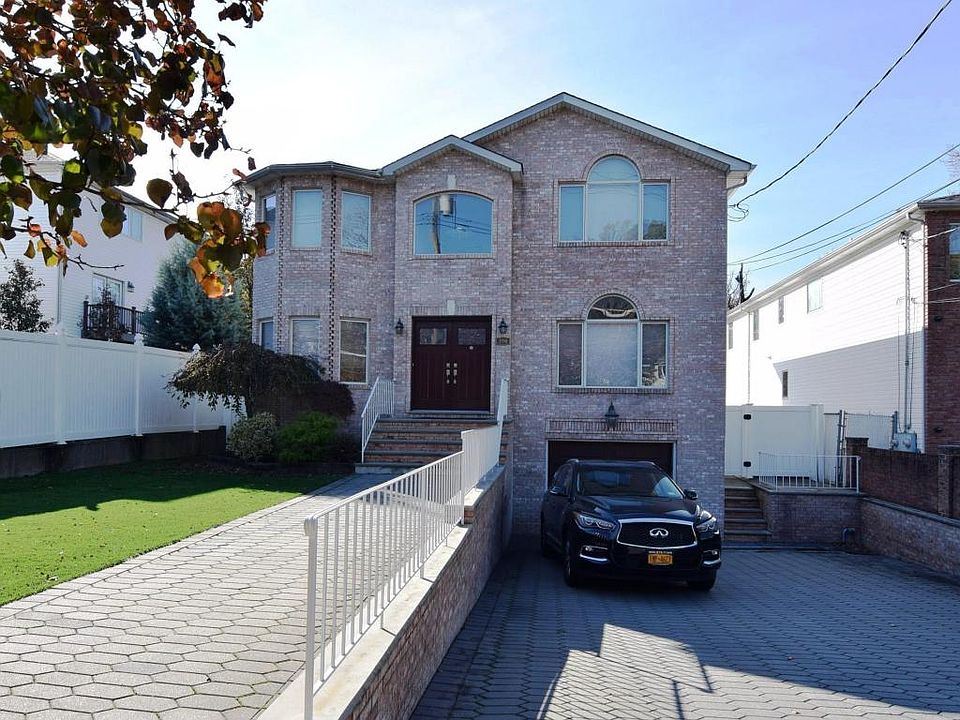 1st image of 700 Arden Ave