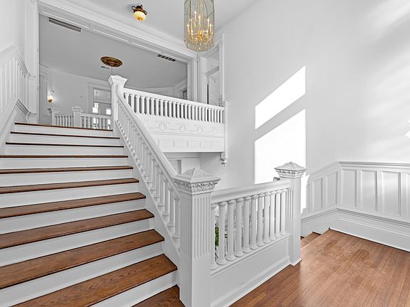 15th image of this home