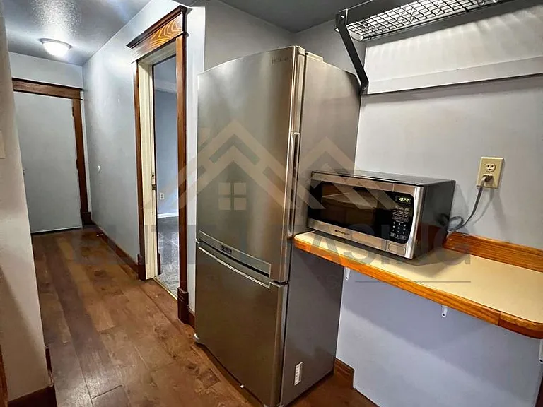 424 SW Fillmore St — Photo 5