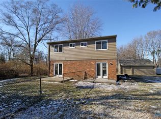 101 Water St, Waterville, OH 43566