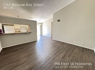 5241 Meadow Rise St, San Antonio, TX 78250