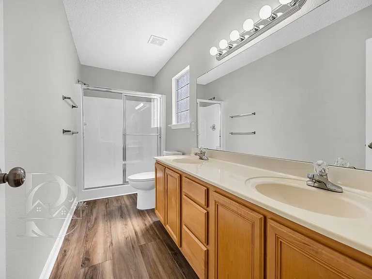 112 Ivy Garden Ln — Photo 20