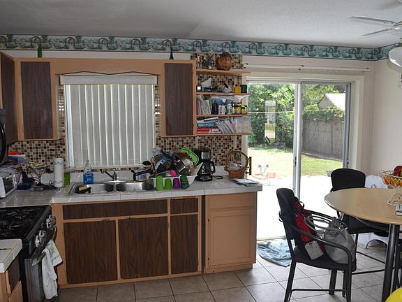 4th image of 1809 Palmer Dr