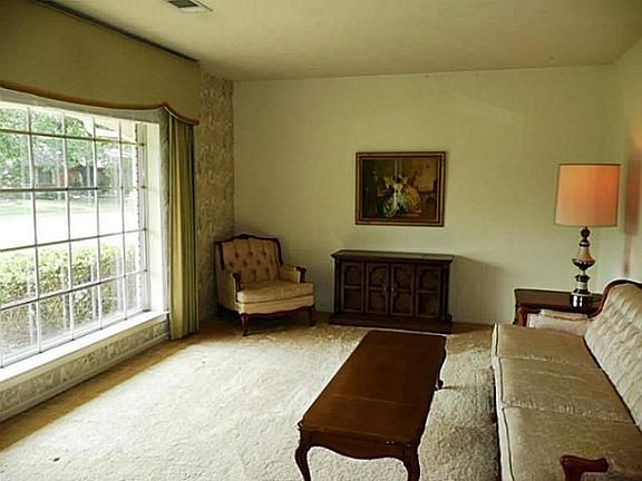 2nd image of 7829 Chattington Dr