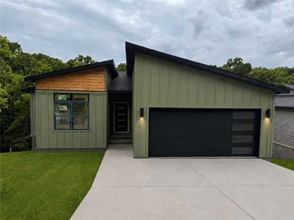 5 Fields Cir, Bella Vista, AR 72715