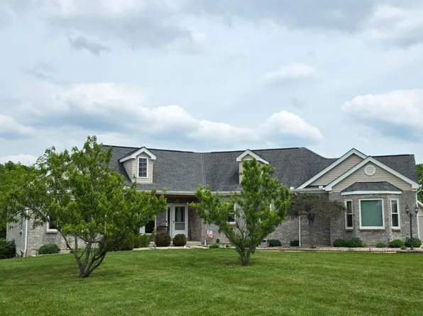 2176 California Rd, Okeana, OH 45053
