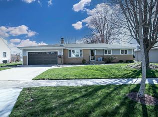 2520 Kesting Ct, Appleton, WI 54911