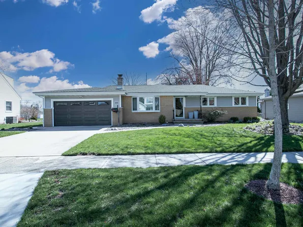 2520 Kesting Ct, Appleton, WI 54911