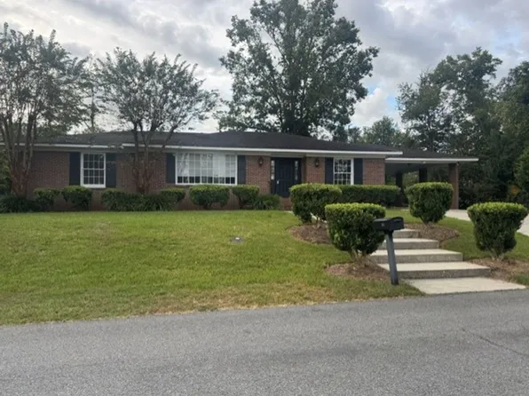 609 Mack Dr, Valdosta, GA 31602