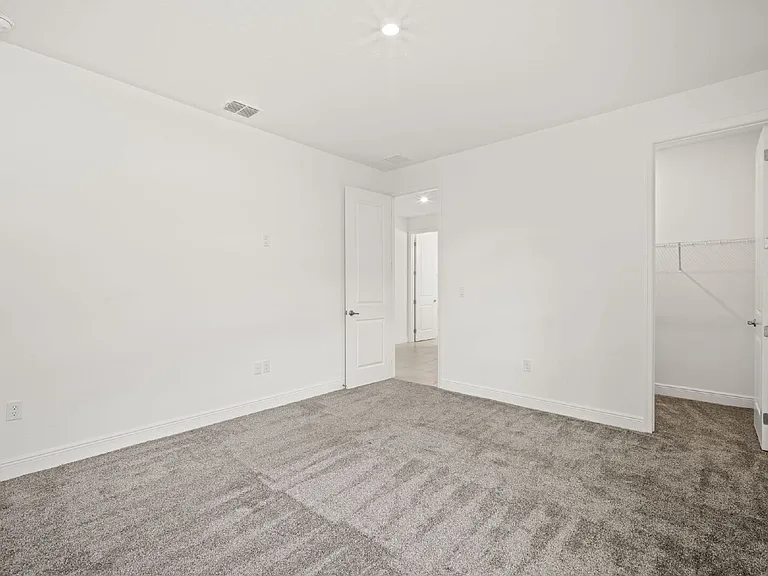 6185 Moonrise Dr — Photo 34