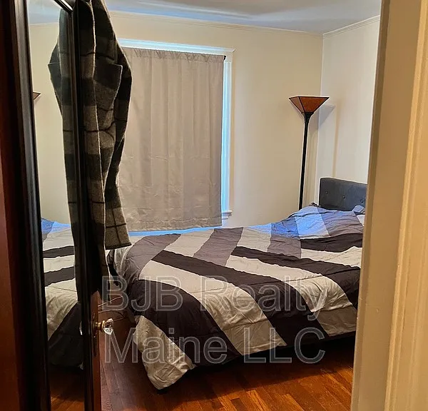 231 State Street — Photo 8
