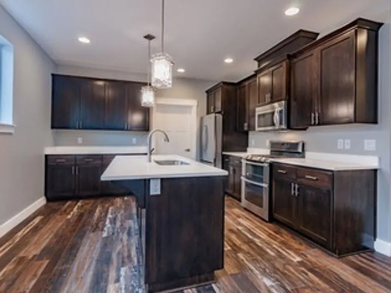 3530 NE Hembree St — Photo 6
