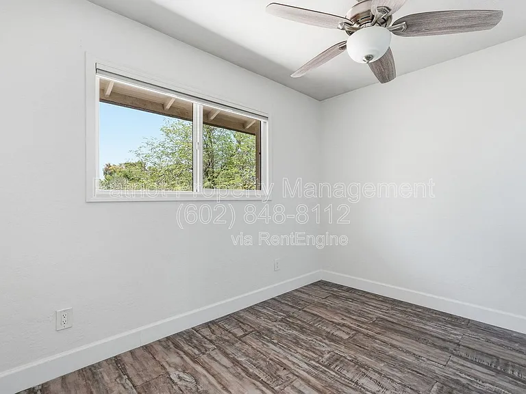 207 E El Caminito Dr — Photo 22