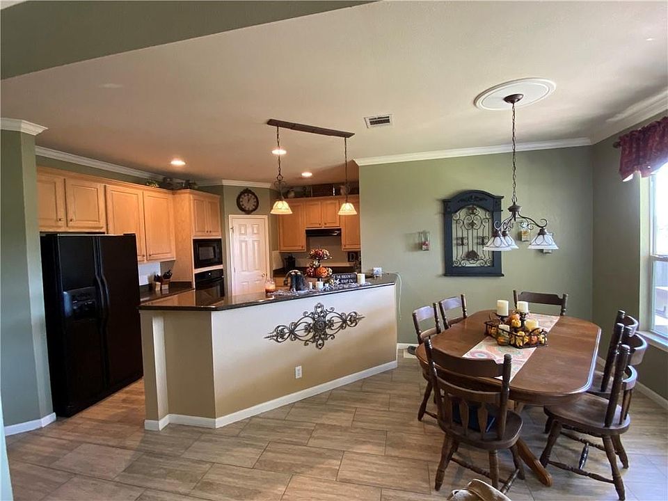 2nd image of 1009 Ambrose Dr