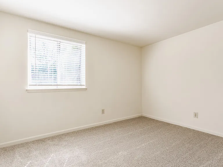 Bavarian Village Apartments — Photo 10