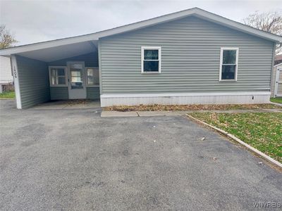 1406 Elderberry Pl, Niagara Falls, NY, 14304