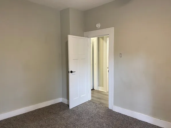 619 E 49th St, Indianapolis, IN 46205