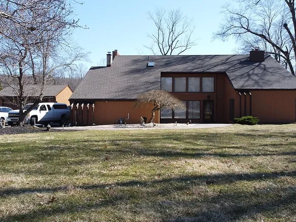 21 Birchwood Ln, Boonton, NJ 07005