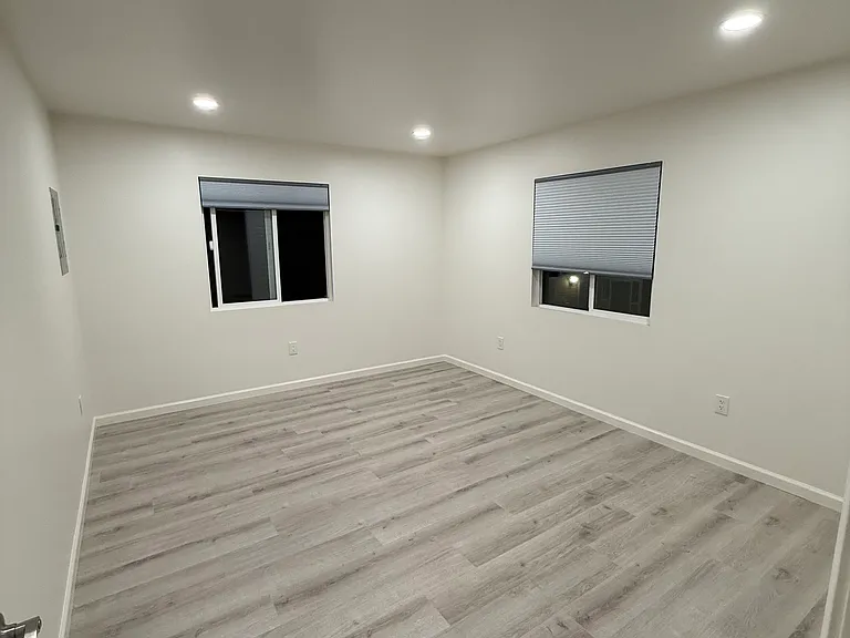 4922 Santa Ana St #A — Photo 5