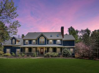 12 Shannon Ln, Assonet, MA 02702