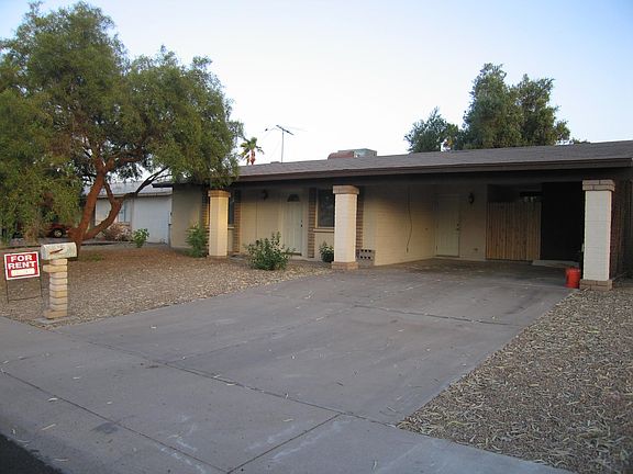 2nd image of 1105 W Campo Bello Dr