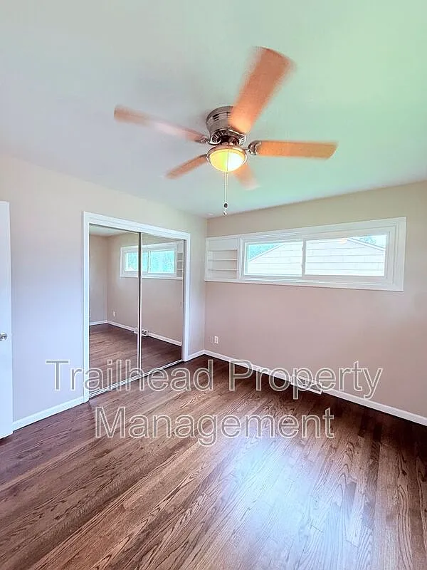 4 bed, 2.0 bath, 1107 sqft, $1,999 — Photo 4