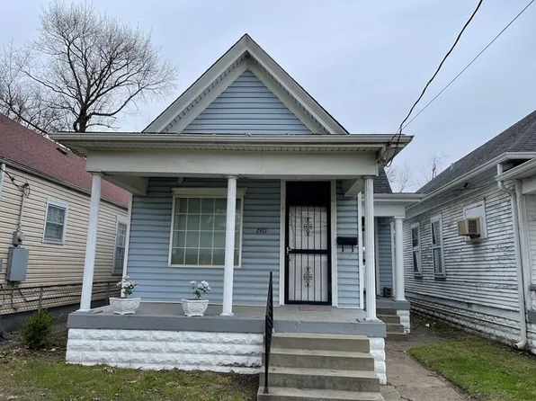 2921 Dumesnil St, Louisville, KY 40211
