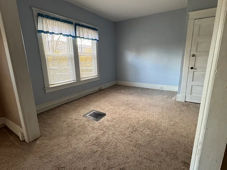 154 Chestnut St #2 — Photo 5