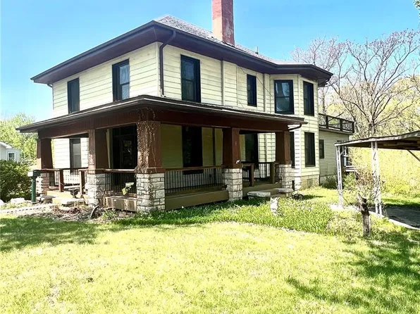 505 Lee St, Bowling Green, MO 63334