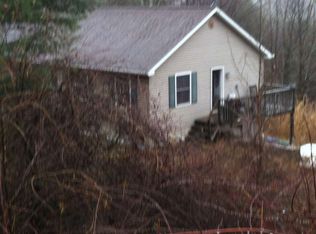 7 Fox Hollow Rd, Petersburgh, NY 12138