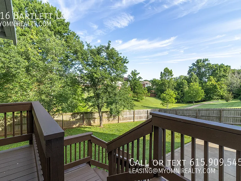 116 Bartlett Ln — Photo 17