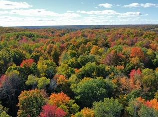 Ken Pen Dr, Frederic, MI 49733