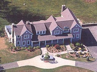 115 Currituck Rd, Newtown, CT 06470