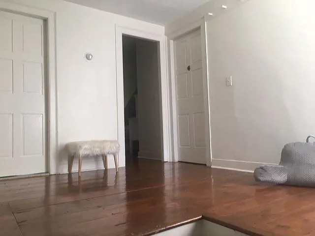 3rd floor landing (2 rooms and full bath with shower)