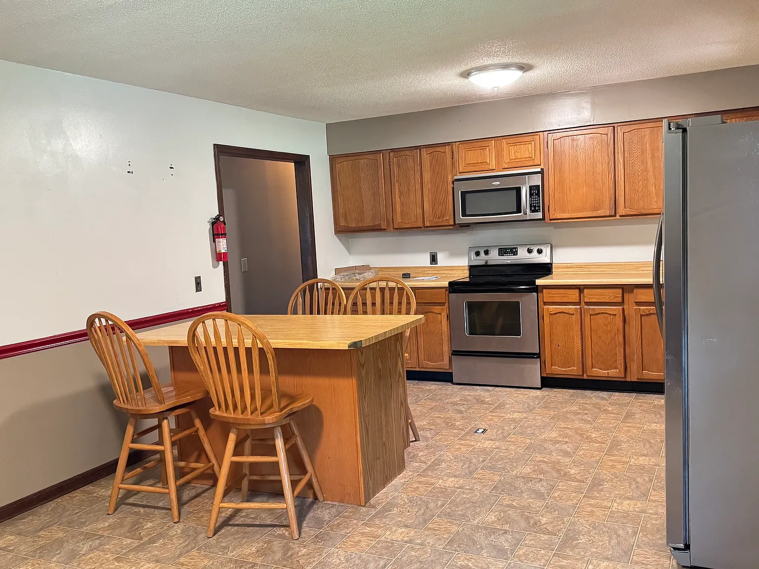 1305 Ridgeway Circle - 1 — Photo 4