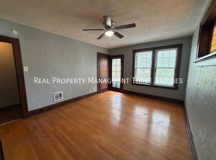 6516A Morganford Rd, Saint Louis, MO 63116