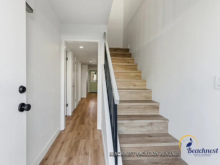 112 Marina Ave #112 — Photo 4
