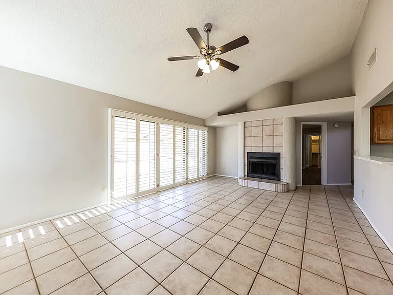7127 W Morrow Dr — Photo 9