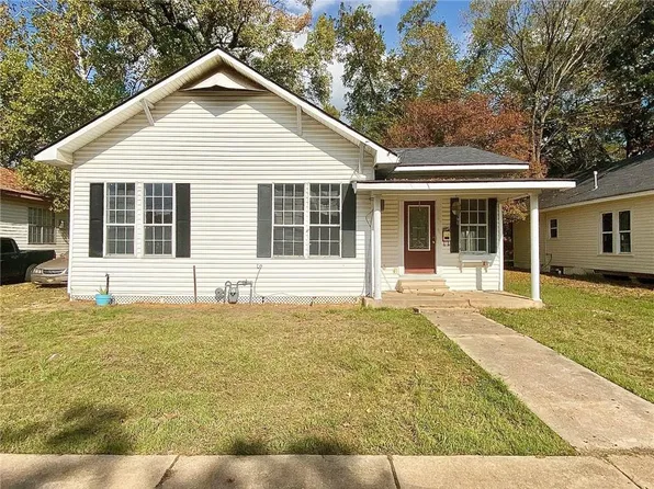 108 Valley St, Pineville, LA 71360