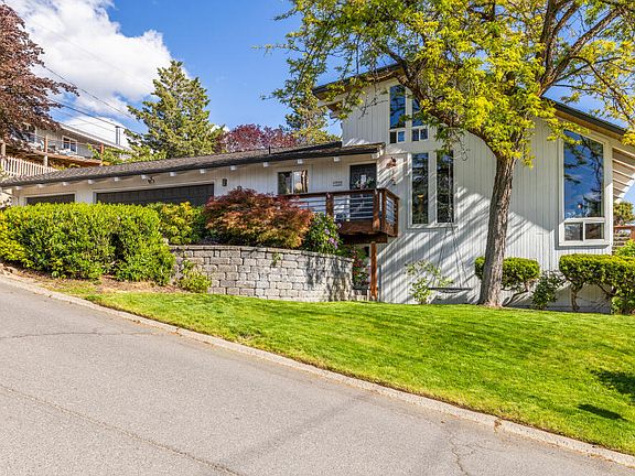 2nd image of 727 Hillside Ave