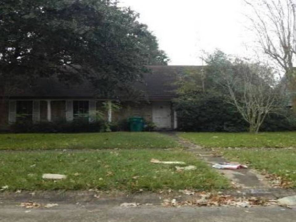 1st image of 2511 Cherry Ln